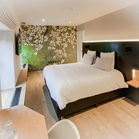 La Gloriette 3*