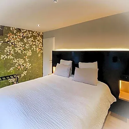 La Gloriette 3*