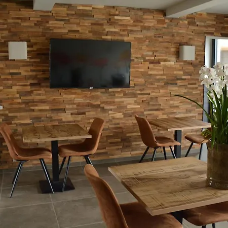 호텔 La Gloriette 마르쉐앵파멩느